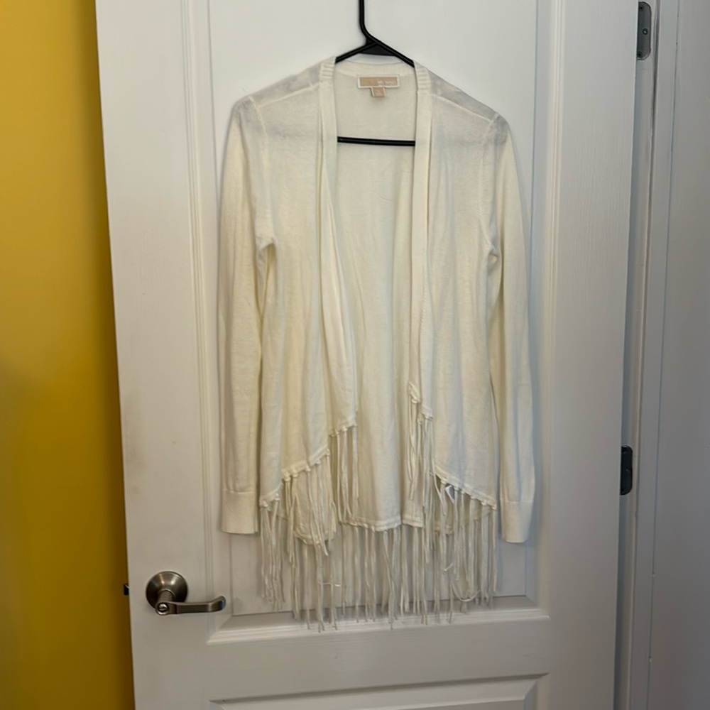 Cardigan sweater